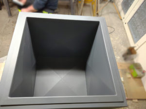 Robustní květináč